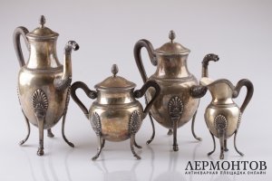Чайный и кофейный сервиз из серебра 950 пробы. Франция, конец XIX века.