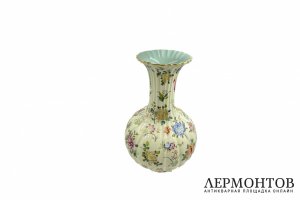 Крупная интерьерная ваза с цветочной росписью. Китай, 20 век. Фарфор, роспись.