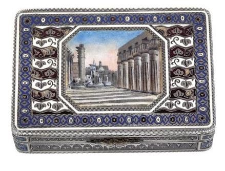 Шкатулка в стиле классицизма, 1899–1908 гг. Серебро, эмаль, скань