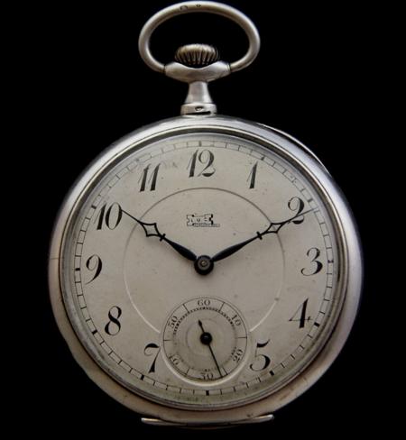 Карманные часы Chopard с «железнодорожной» минутной и секундной разметками