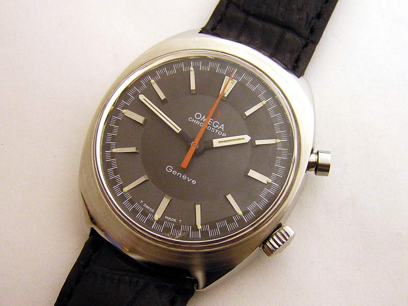 Редкая модель хронографа Chronostop с функцией мгновенного возврата в ноль. Компания Omega. 1968 г.