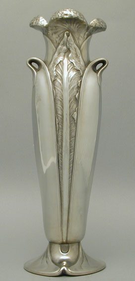 Ваза «Ирис» в стиле ART NOUVEAU. Gallia, серебрение. 1905 г. Ваза «Ирис» в стиле ART NOUVEAU. Gallia, серебрение. 1905 г.