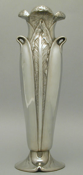 Ваза «Ирис» в стиле ART NOUVEAU. Gallia, серебрение. 1905 г. 