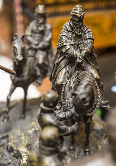 Скульптура «Соколиная охота Ивана Грозного» Автор Грачев. Отливка фабрики Верфеля