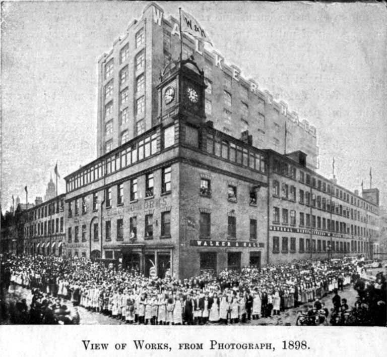Заводское здание Walker & Hall в конце 19-го века. Фотография 1898 г.