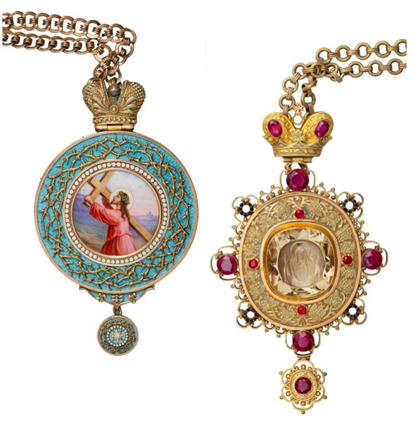 Нагрудные церковные иконки-медальоны, 1899–1908 гг. Эти два шедевра находятся среди экспонатов ГИМ