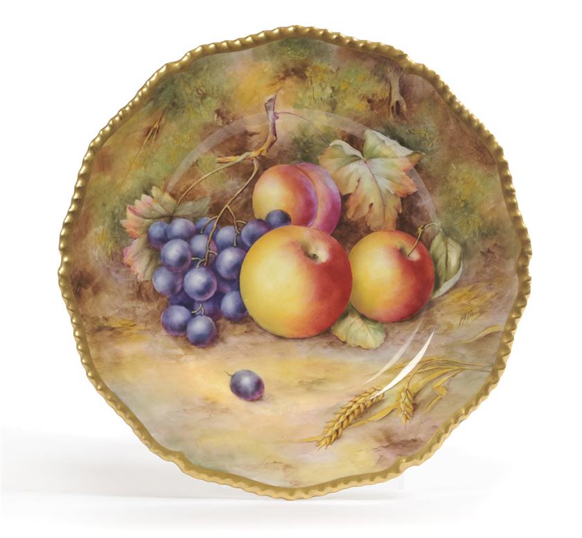 Ваза с изображением фруктов. Royal Worcester. 1936 г. 