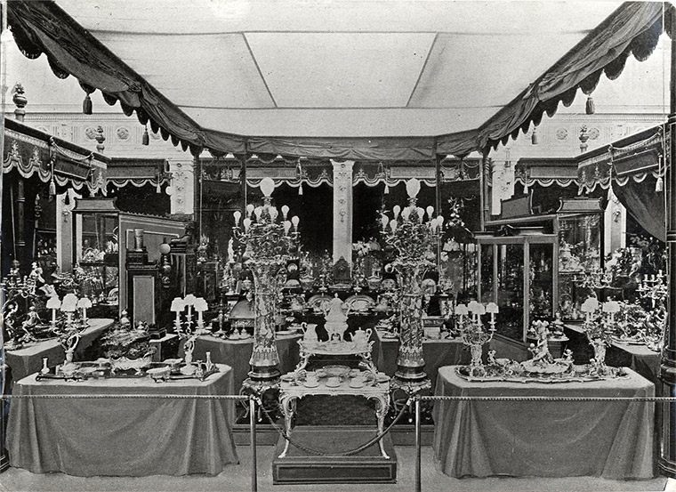 Витрина CHRISTOFLE на Всемирной выставке в Чикаго. 1893 г. 