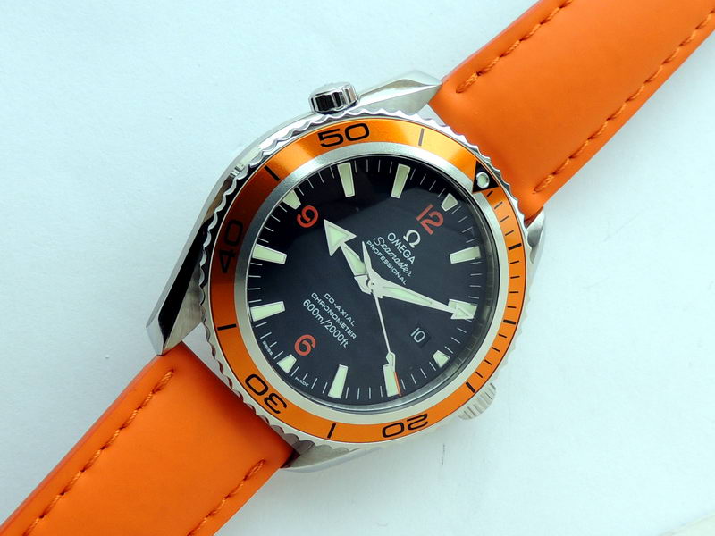 Сайт часов омега. Omega Seamaster 600 Orange. Omega Seamaster Planet Ocean 2908.50.38. Часы Омега 1994. Часы Омега оранжевые.