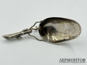 Совок для чая. Россия, кон. 19 в. Серебро 84 пробы.