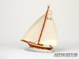 Статуэтка «Яхта». Керамика, Ditmar-Urbach, Чехословакия, 1930-е годы