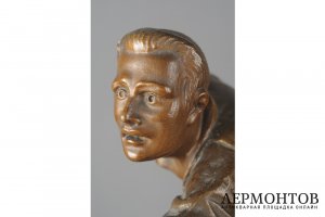 Скульптура Футболист - нападающий. Франция, Париж, 1930-е гг. Шпиатр.