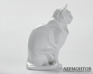Статуэтка «Сидящая кошка». Фарфор, Rosenthal, Германия, 1926 год