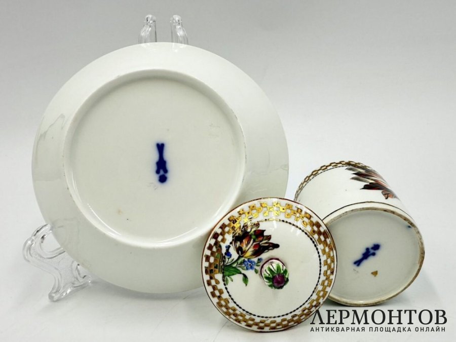 Чашка для шоколада Тюльпан. Германия, Meissen, 18 век. Фарфор, роспись.