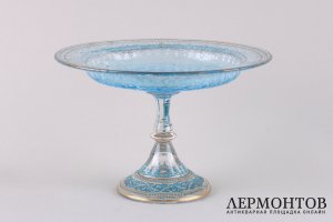 Ваза на ножке. Россия, ИСЗ, 1870-1880-е гг. Стекло, роспись.