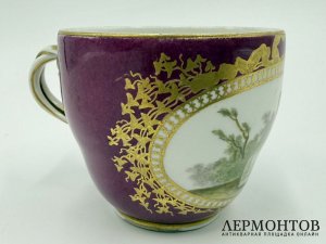 Чашка с галантной сценой. Meissen, 18 век. Фарфор, роспись.