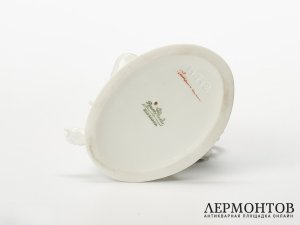 Статуэтка «Путти с петухом». Фарфор, Rosenthal, Германия, 1924 год