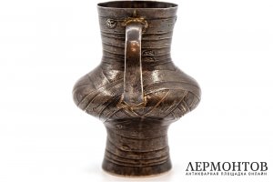 Молочник в русской технике Лыко. Российская Империя, мастер В. Семенов, 1868 г.