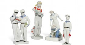 Советские фарфоровые статуэтки: Герои того времени