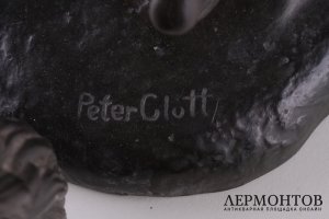 Конь с возничим. П.К. Клодт. Бронза. Российская империя, начало ХХ века.