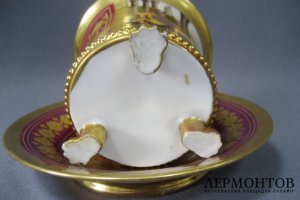 Чайная пара. Фарфор, ручная роспись, золочение. Европа, начало XIX века.