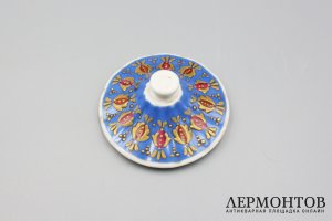 Сахарница с цветочной росписью. Россия, фабрика Сафронова, 1820-1840-е гг. Фарфор.