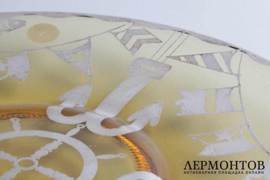 Блюдо с морской тематикой art deco. Стекло, серебряная накатка. Европа, 1930-е годы.
