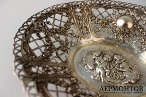 Ваза ажурная с путти. Серебро 835 проба. Европа. XX век.