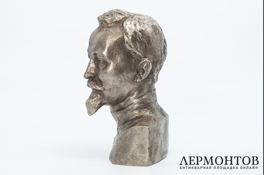 Бюст Феликса Эдмундовича Дзержинского. СССР, ск. О. С. Ключкин, 1970-1980 гг. Металл.