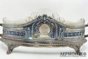 Ваза-ладья для фруктов. Германия, начало 20 века. Серебро 800 пр, ввозное 84 клеймо.