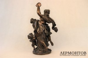 Скульптура. Вакханки и сатир. Бронза. Матюрен Моро. Франция.