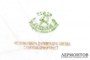 Тарелка 5 лет РСФСР. Фарфор, роспись. СССР, Дулево, А. Колосов, 1922 год. 