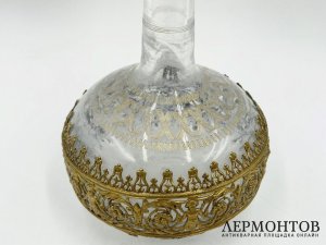 Графин в позолоченной оправе. Австрия, 19 век. Стекло, латунь.