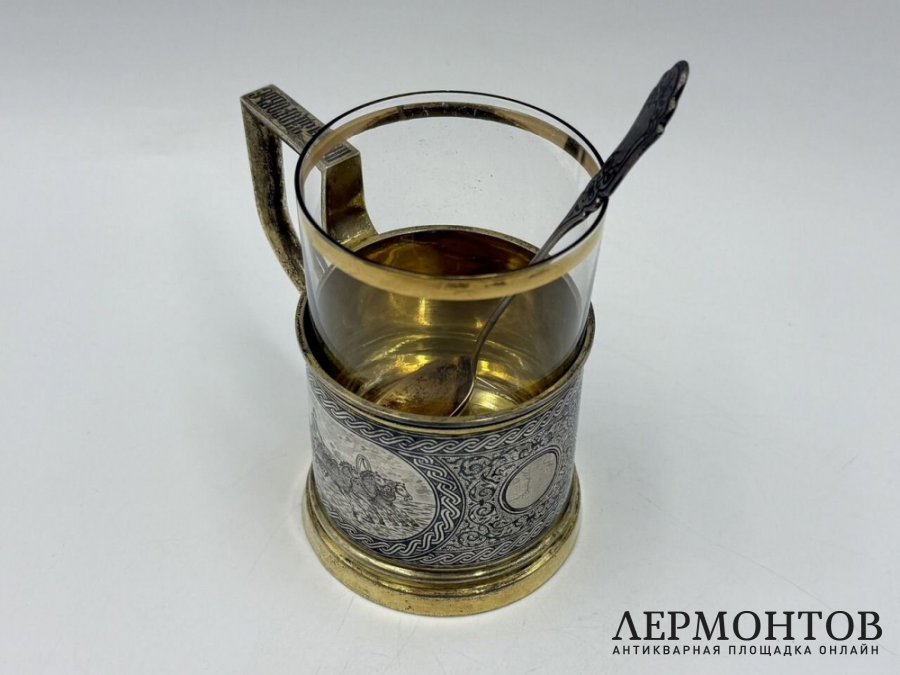 Подстаканник с ложкой Русские тройки. Россия, 19 век. Серебро 84 пробы, чернь.