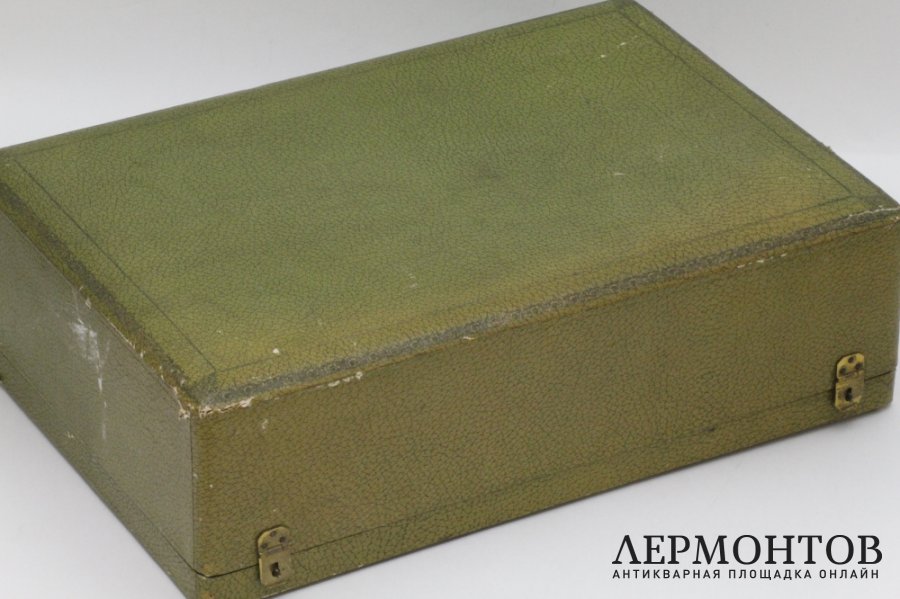 Набор для ликера в оригинальном футляре. Серебро 950 пробы. Франция, нач. XX в.