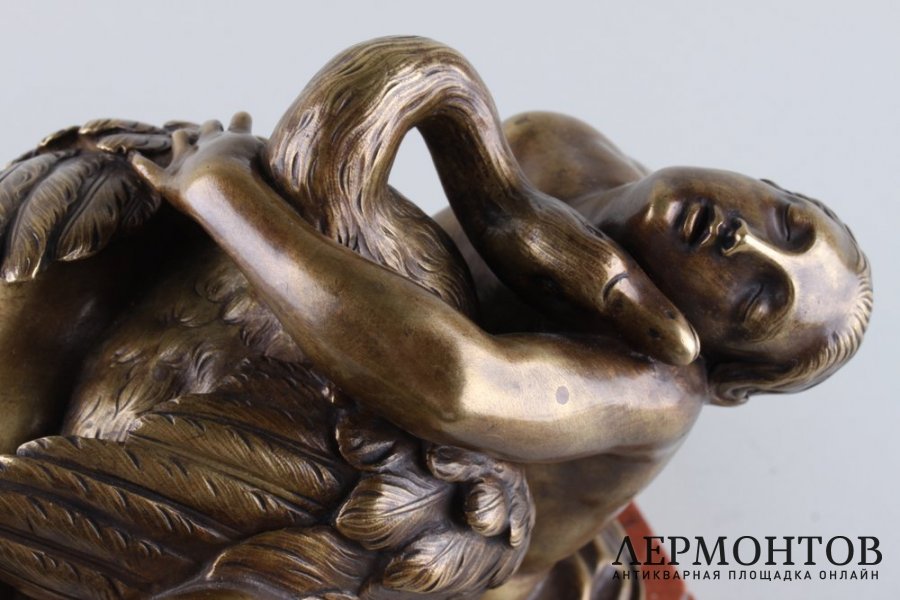 Скульптура Леда и лебедь. Франция, Pradier, 19 век. Бронза.