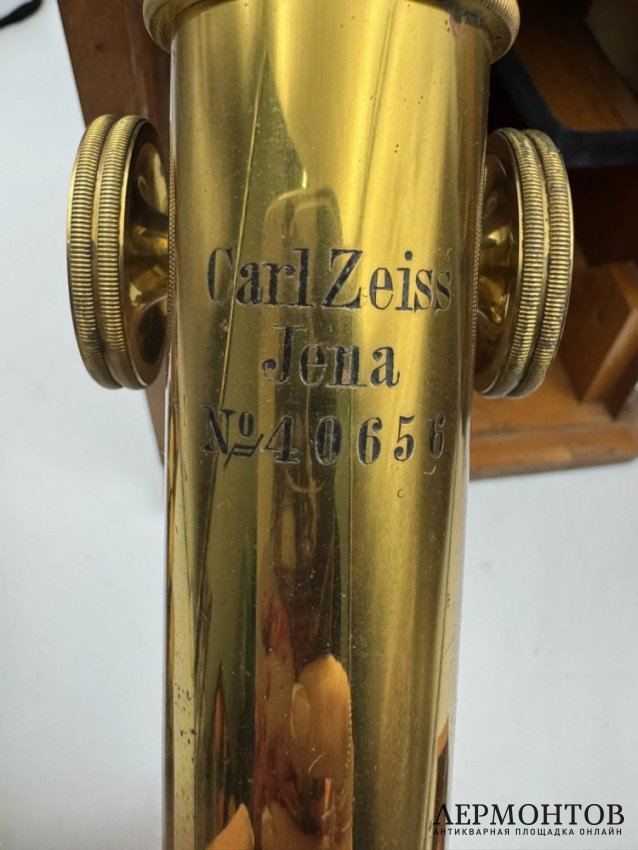 Микроскоп в футляре. Carl Zeiss Jena, Германия