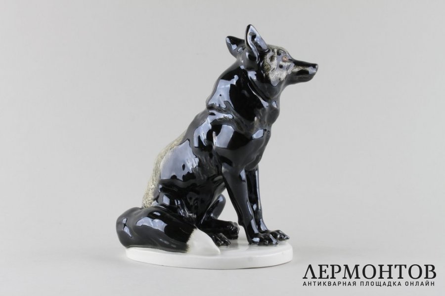 Статуэтка Чернобурая лиса. Фарфор.   Фабрика Meissen, Германия, середина 20 в.