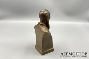 Бюст писателя Л. Н. Толстой. Россия, начало 20 века. Бронза.