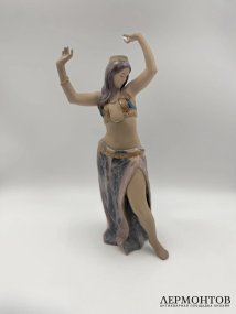 Статуэтка «Ритм Востока I». Фарфор грес, Lladro, скульптор Alfredo Llorens, Испания, 2005–2008 годы