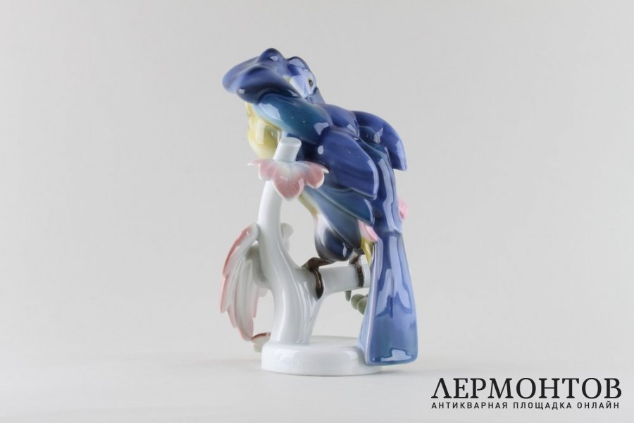 Статуэтка Тукан. Фарфор.  Фабрика, Rosenthal, Германия, 1943 год.