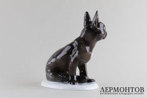 Статуэтка Французский бульдог. Фарфор, роспись.  Fraureuth, Германия, 1919-1926 гг.