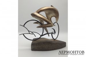 Скульптура Велосипедист. Металлический сплав, литье. После 1970-х гг.
