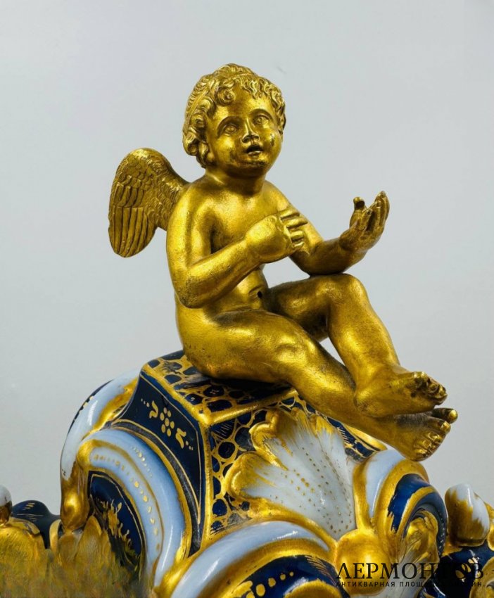 Каминные часы с фигурой путти. Japy Frères, Франция, 1880–1890 годы
