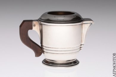 Молочник Art Deco.  Серебро 950 пробы. Франция, нач. XX века.