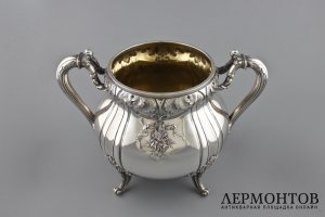 Большая сахарница. Серебро 950 пробы, золочение. Франция, конец XIX века.