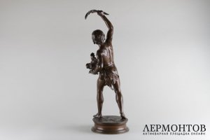 Скульптура Победитель с гальским петухом. Франция, авт. Henri Honore Ple, кон. 19 в.