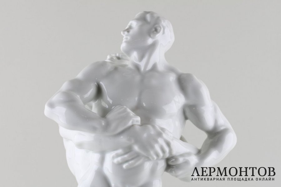 Статуэтка Борцы. Фарфор.  Фабрика Herend, Венгрия, подпись Farkas B., 1940-е гг.