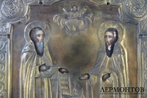 Икона. Соловецкие Святые Зосим и Савватий. Дерево, латунь, золочение. Российская Империя, XIХ век.