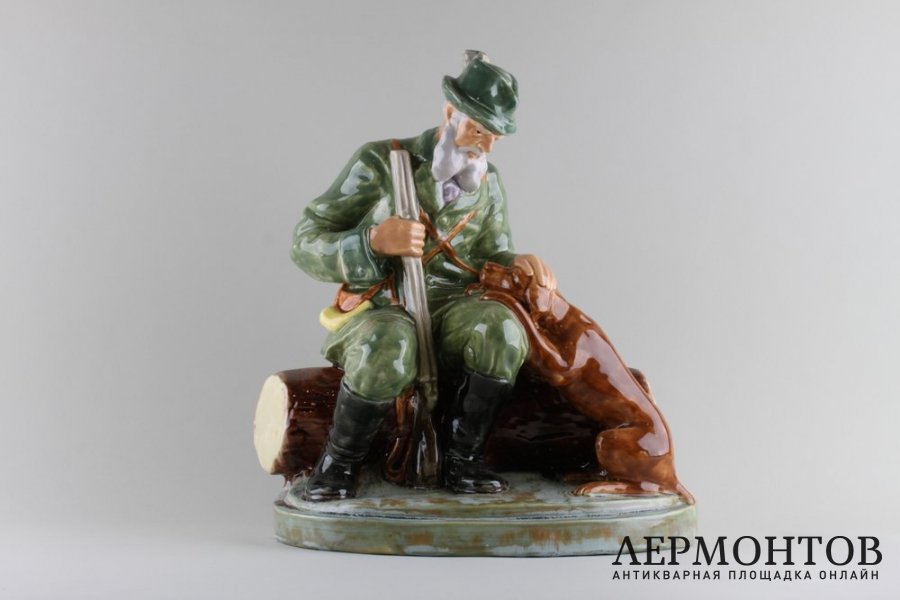 Статуэтка. Охотник с собакой. Фарфор. RAKO, Чехословакия, 1940-e годы.